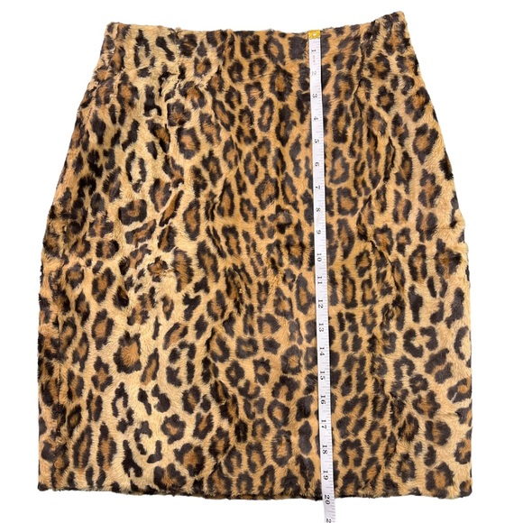 Vintage Istante by Gianni Versace Leopard Print Skirt Size 42 - Picture 15 of 17